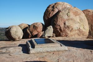 26-5-2010-matopas-rhodes-grave-worlds-view-bulawayo-2